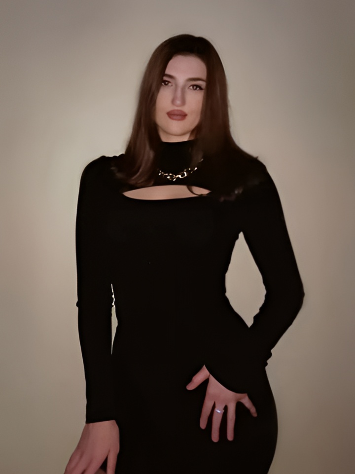 Азалия привлекальеная девушка из Моздок цена от 2500 руб