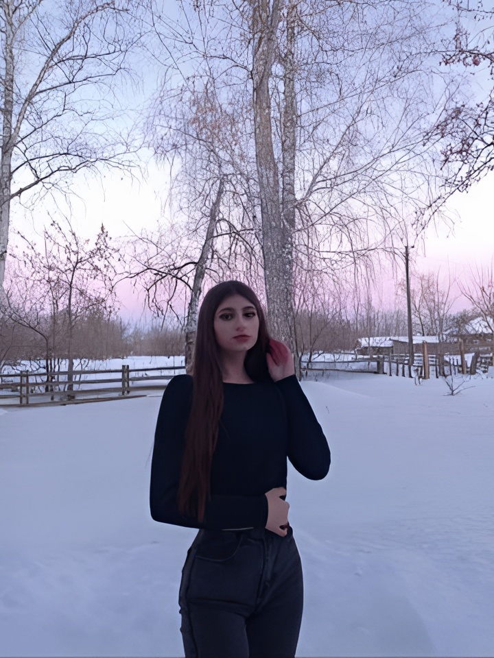 Кира привлекальеная девушка из Моздок цена от 5000 руб