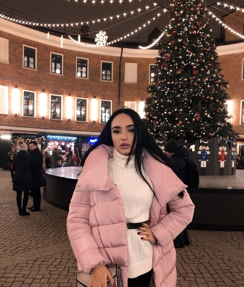 Арина привлекальеная девушка из Моздок цена от 3000 руб