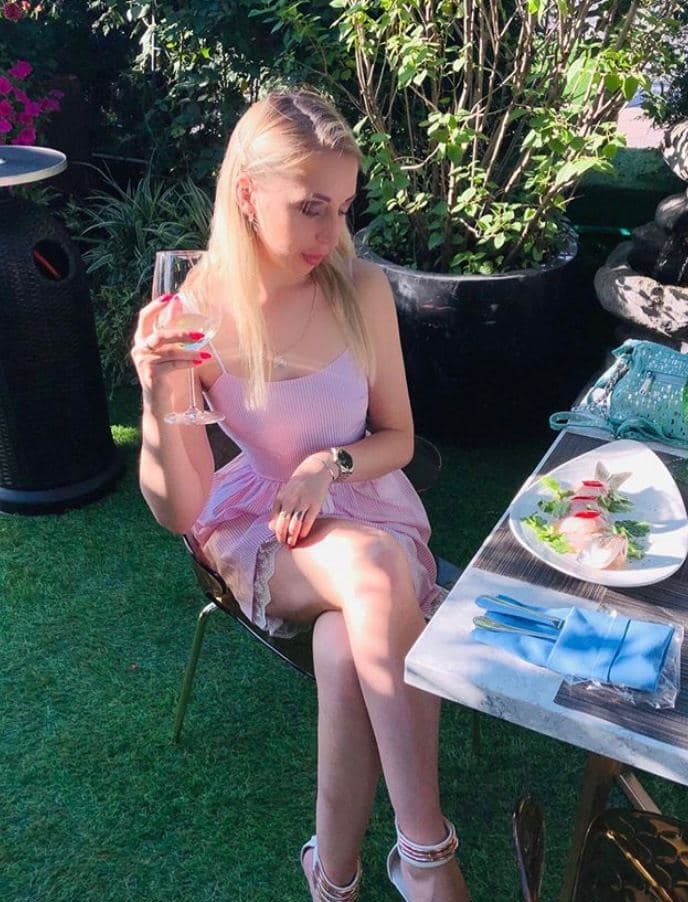 🎥 Ева привлекальеная девушка из Моздок цена от 5000 руб