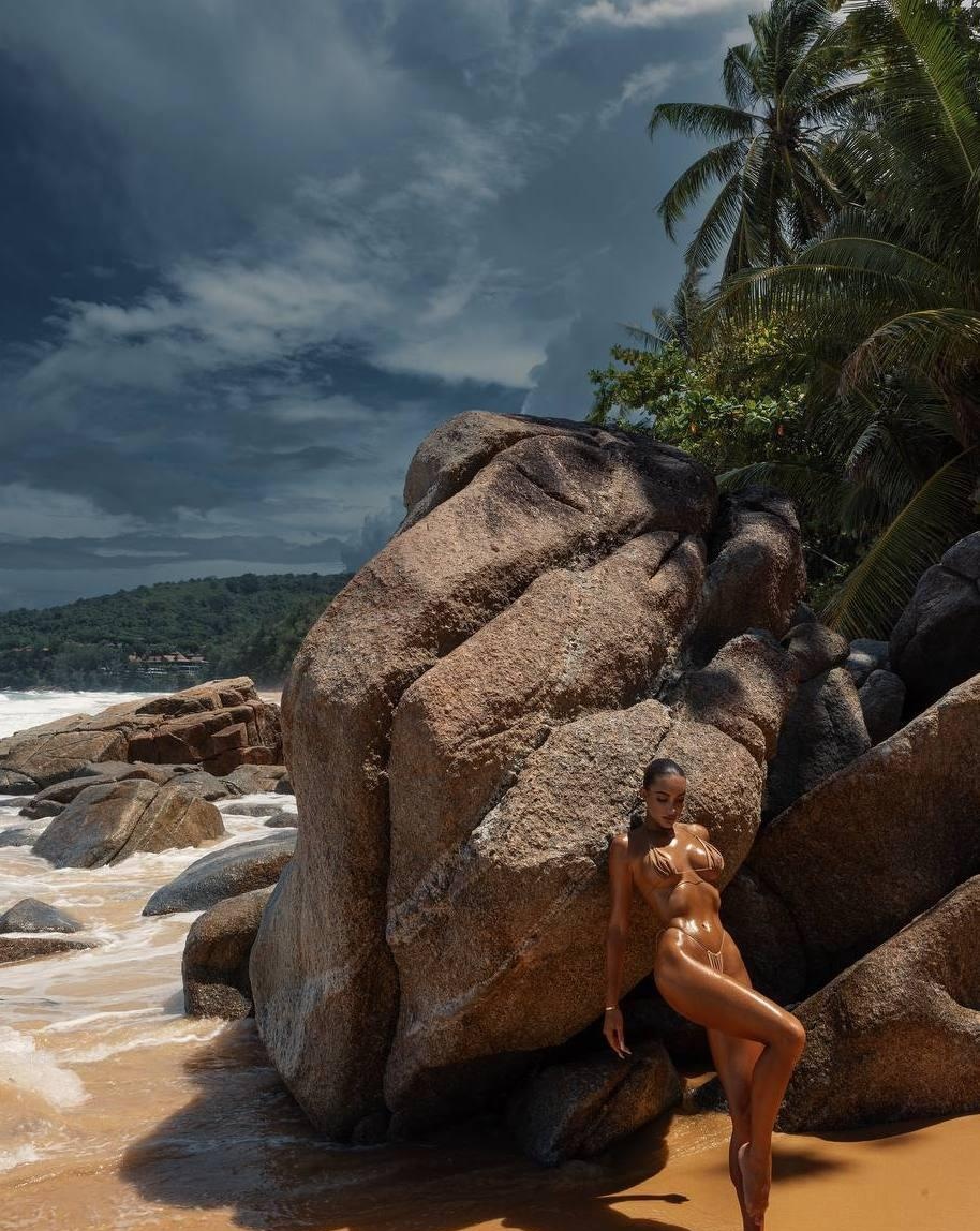 Марьяна привлекальеная девушка из Моздок цена от 7000 руб