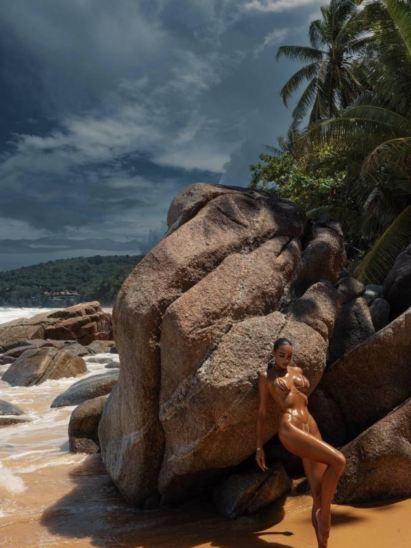 Марьяна привлекательная девушка из Моздок цена от 7000 руб